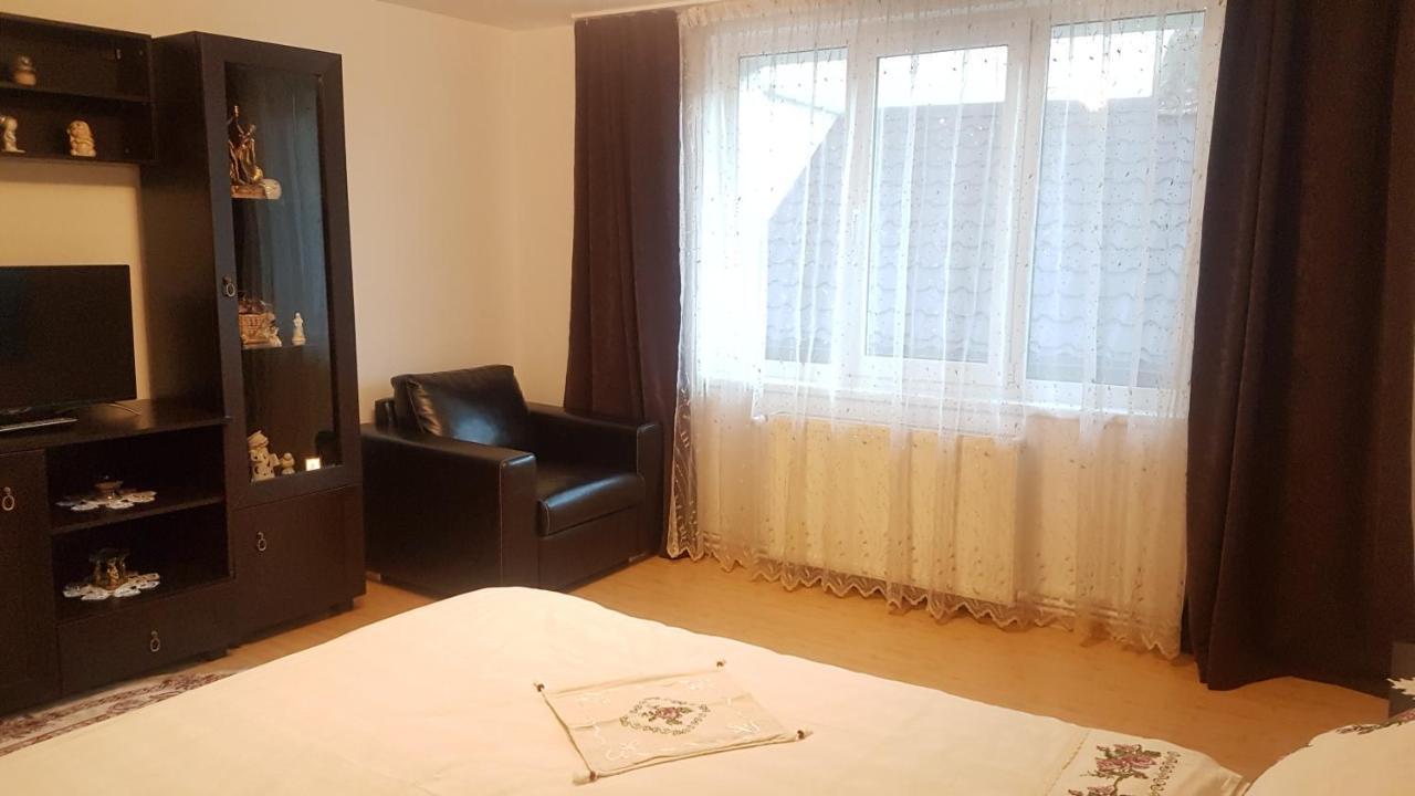 Apartament Teilor Rîşnov المظهر الخارجي الصورة